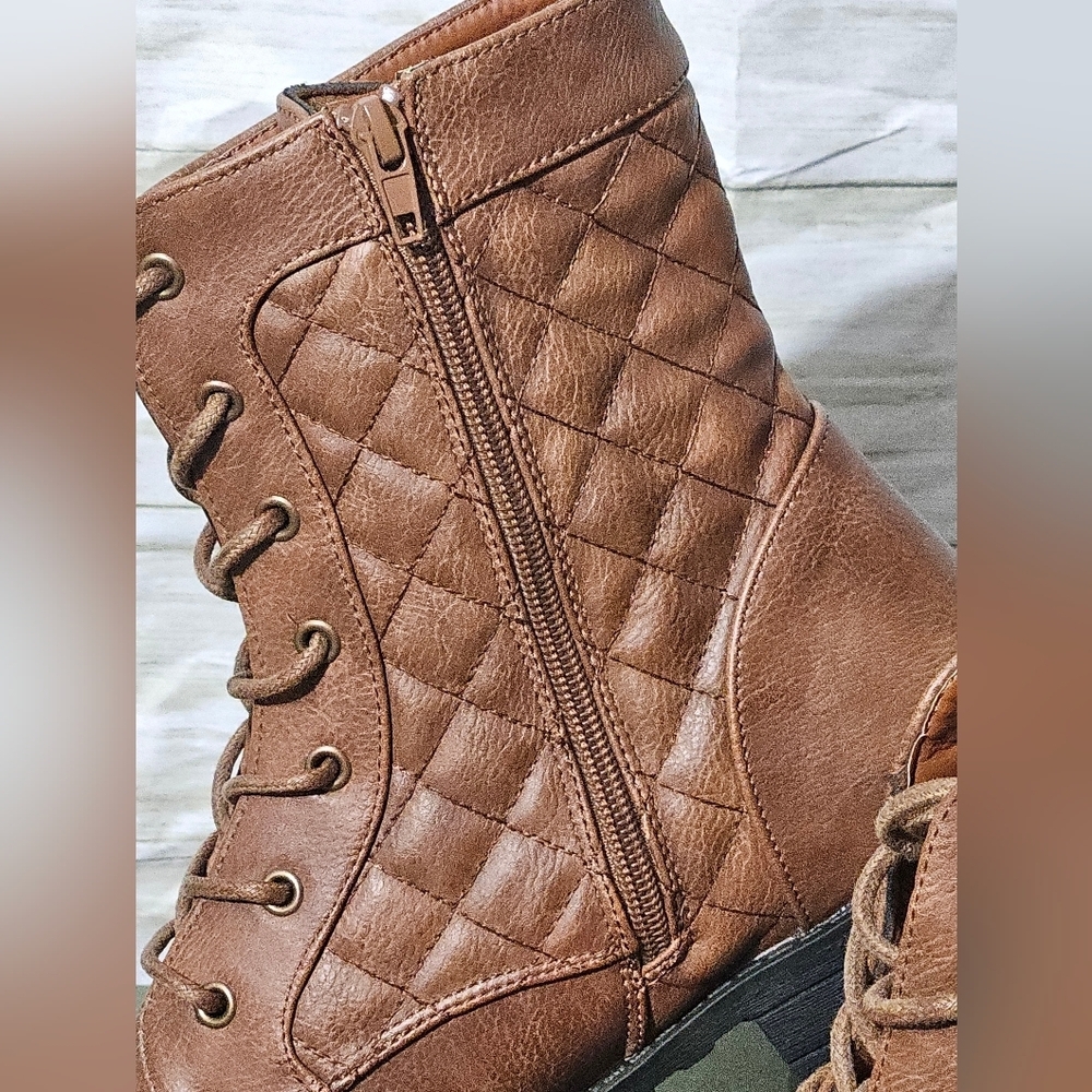 Womens Military Brown Combat Boot With Quilted Top - Picture 4 of 10